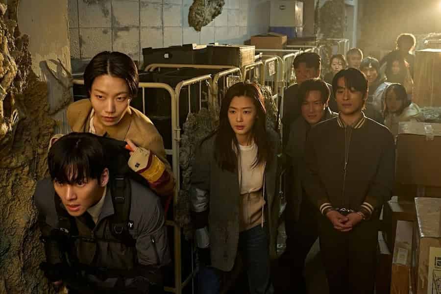 "Colony" Breaks Records at Korean Box Office
