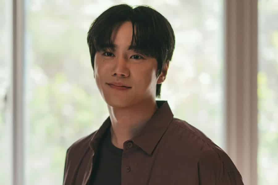 Lee Jun Young's Pianist Role in Four Hands, Two Sonatas