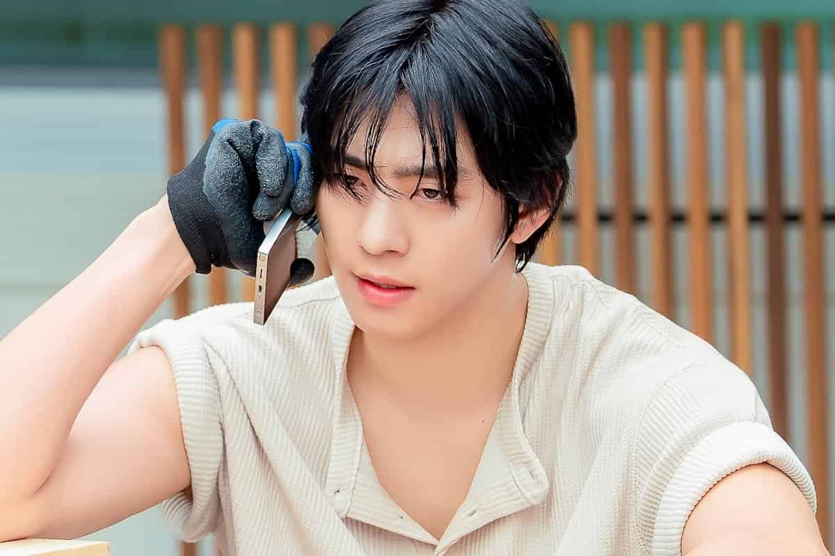 Ahn Hyo Seop Discusses His Role in 'Sold Out On You'