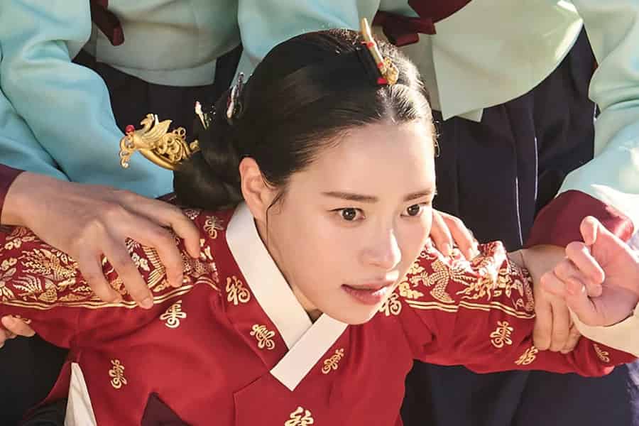 Lim Ji Yeon's Dramatic Role in 'My Royal Nemesis'
