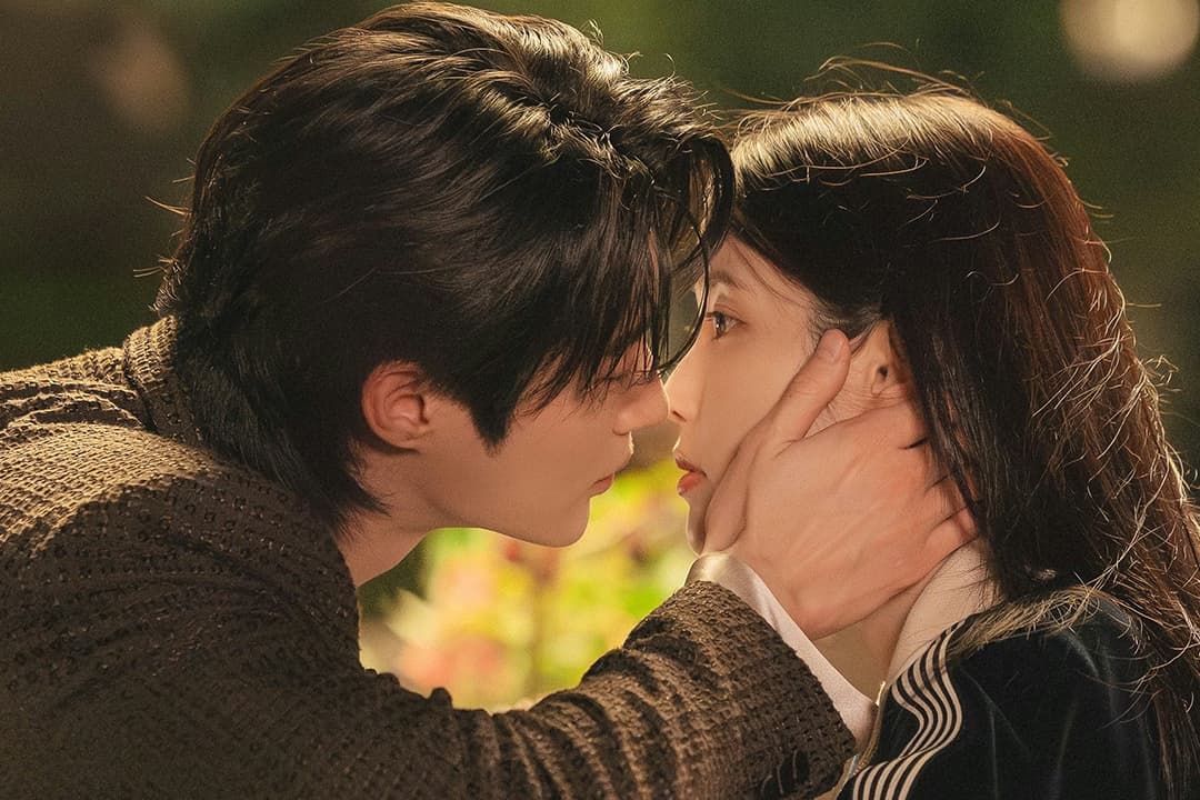 Perfect Crown Soars to New Heights in Friday Ratings