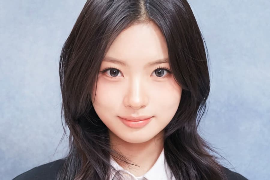 KiiiKiii's Kya Takes Health Break From Festival