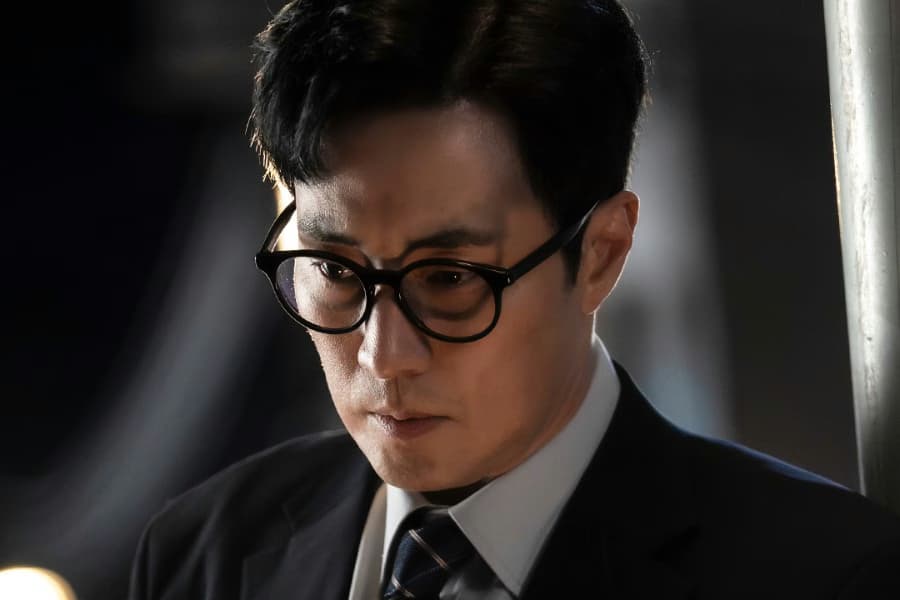 So Ji Sub's New Role: A Father with a Secret
