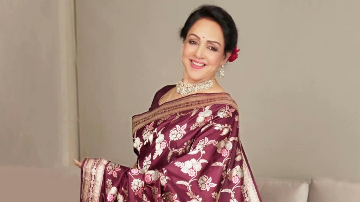 Hema Malini: Unveiling the Dream Girl Legend 🌟
