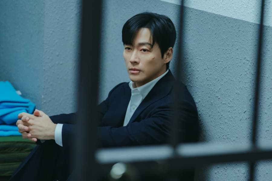 Namkoong Min's Arrest Shocks Fans in "The Husband"