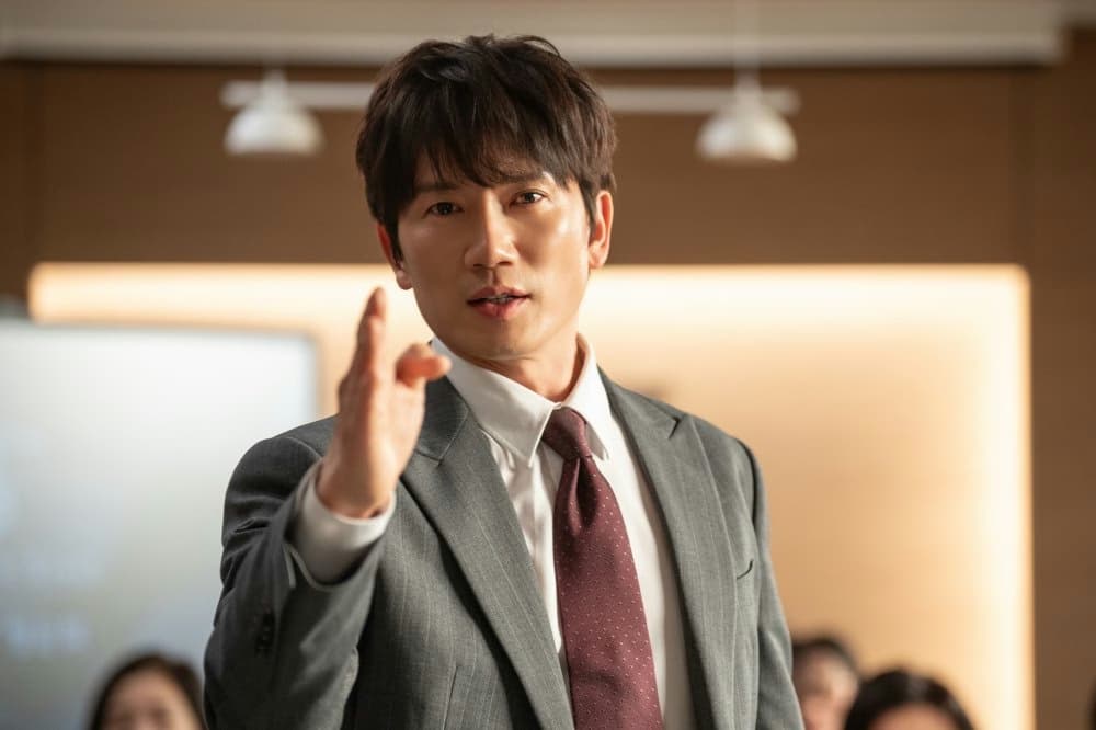 Intense Drama Unfolds in 'The Apartment Job'