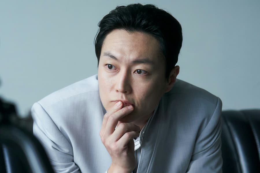 Roh Jae Won's Breakthrough: Leading Role in Tazza 4
