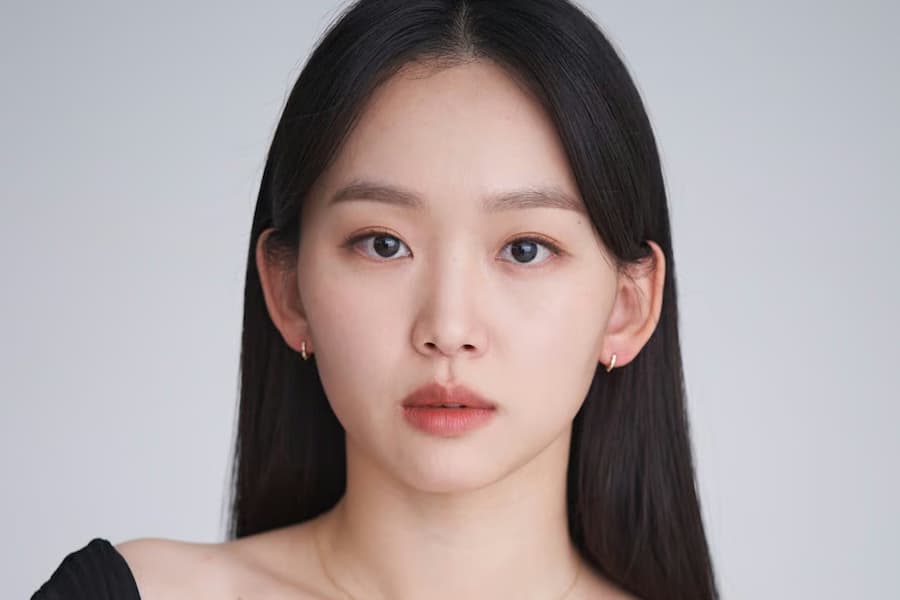 Jin Ki Joo Stars in New Medical Drama