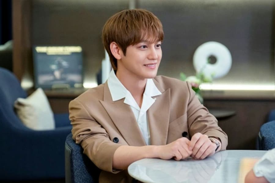 Kim Bum's Flirtatious Role in 'Sold Out On You'