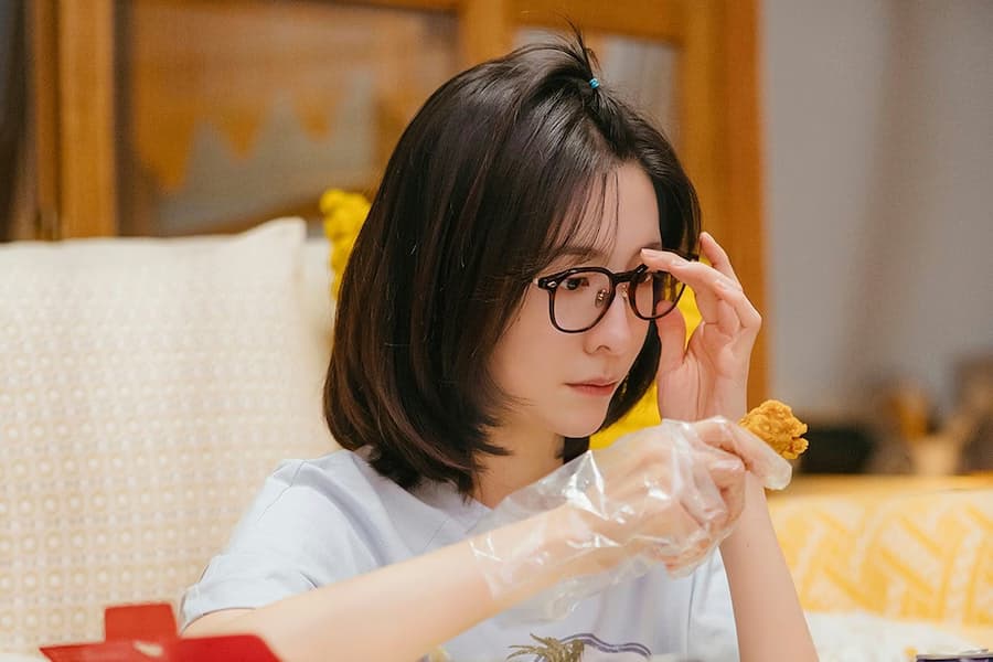 Park Ji Hyun's New Drama: A Glimpse Into Office Life