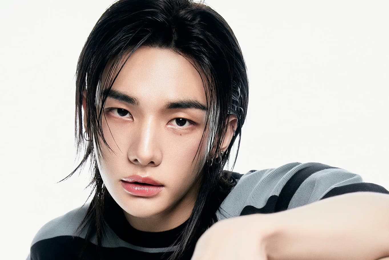 MBC Show Apologizes for Stray Kids' Hyunjin Photo Mistake