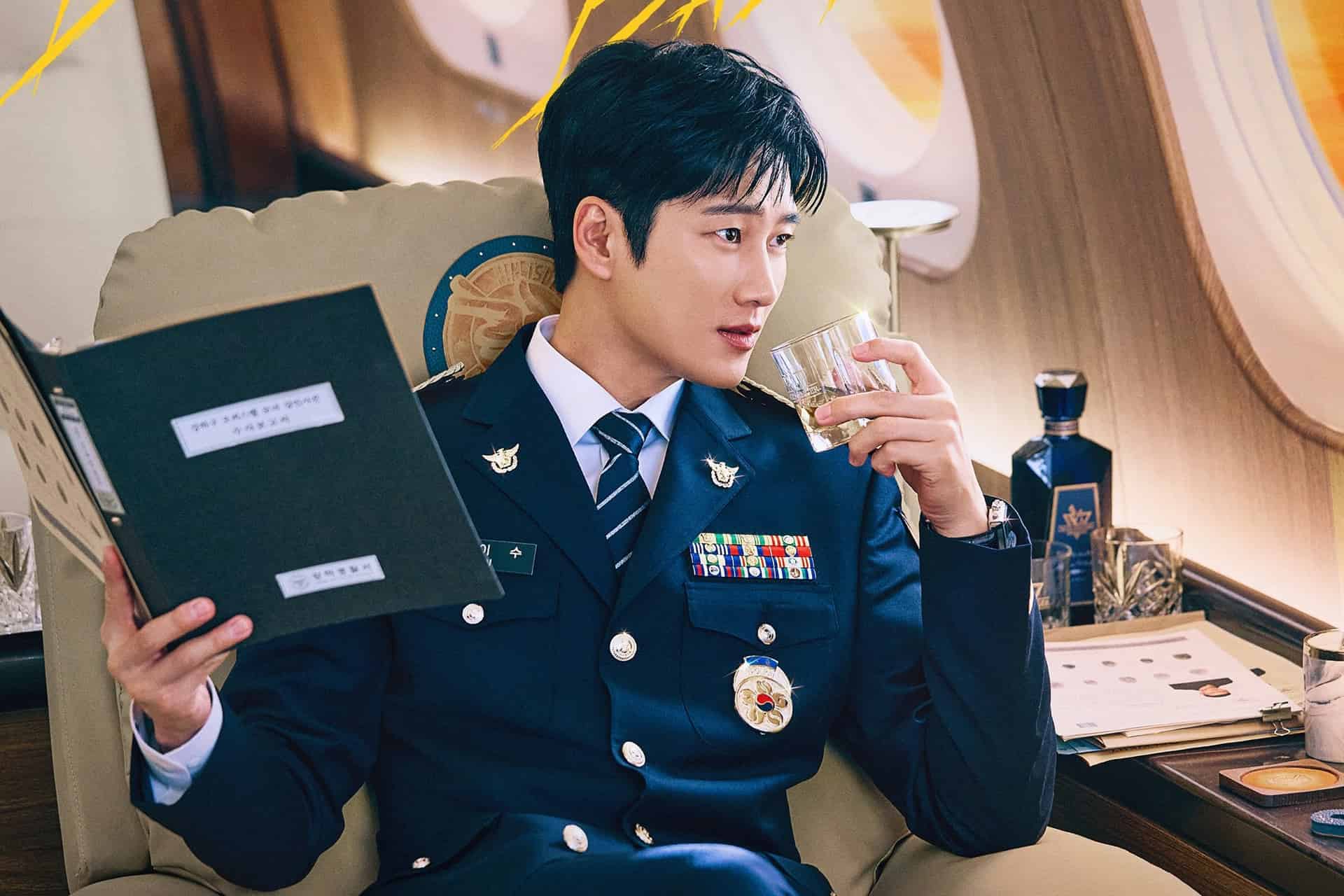Ahn Bo Hyun Shines in "Flex X Cop 2"