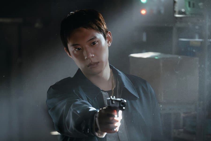 Intrigue Unfolds in New Drama 'Gold Land'