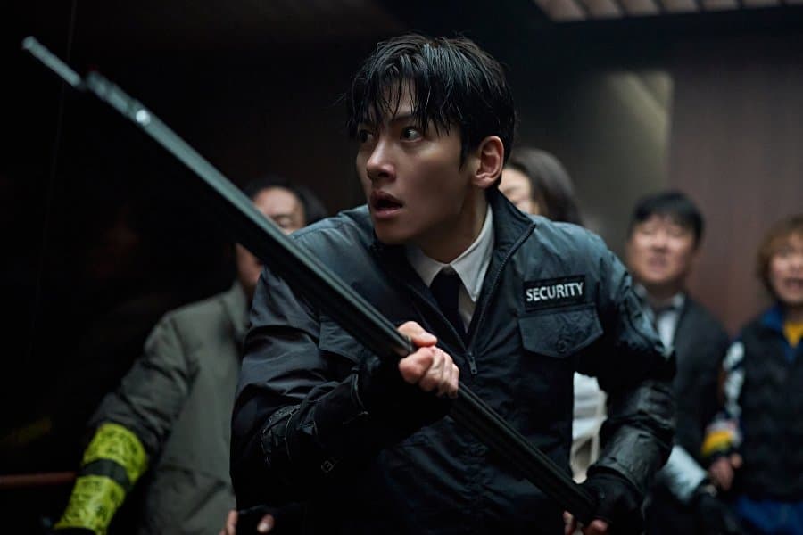Ji Chang Wook Battles Virus Outbreak in 'Colony'