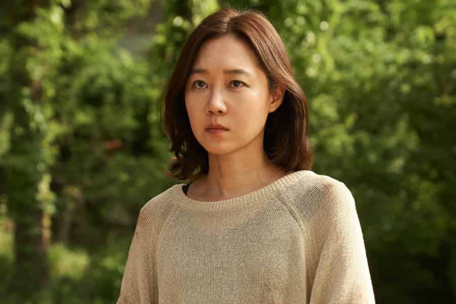 Kong Hyo Jin Shines as Complex Eldest Daughter in The Journey to Gyeongju