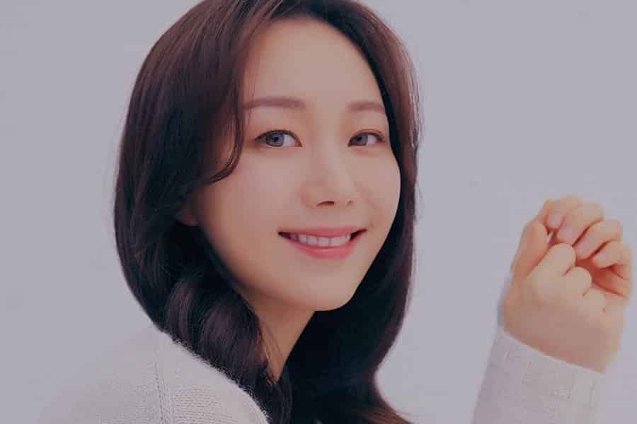 Lee Yoo Young: Expecting Her Second Child
