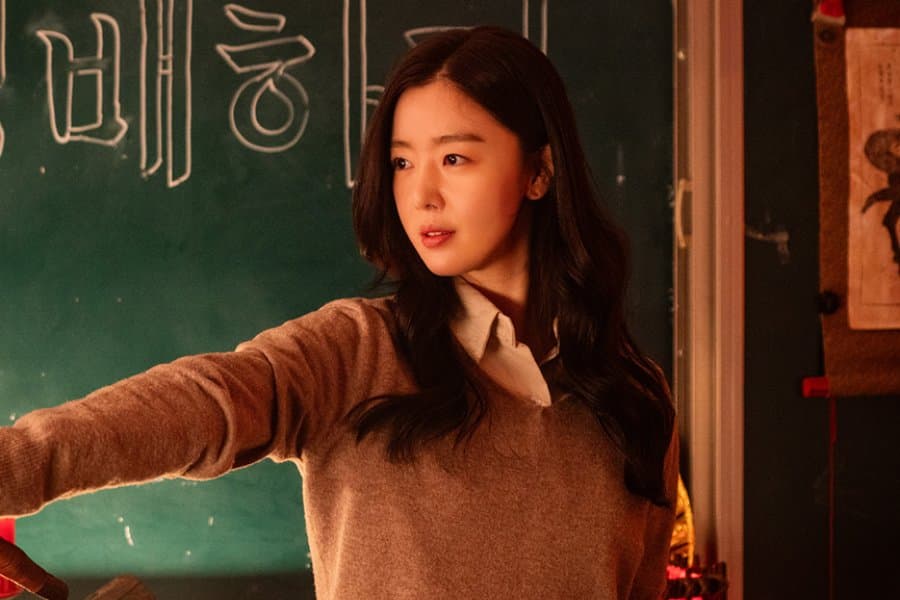 Han Sun Hwa Faces Ghostly Exams in New Horror Comedy